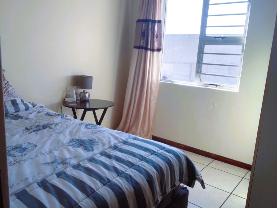 To Let 4 Bedroom Property for Rent in Vredenburg Western Cape